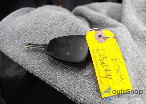 2005 Jeep Liberty Sport from USA, damaged, VIN 1J4GL48K754518278